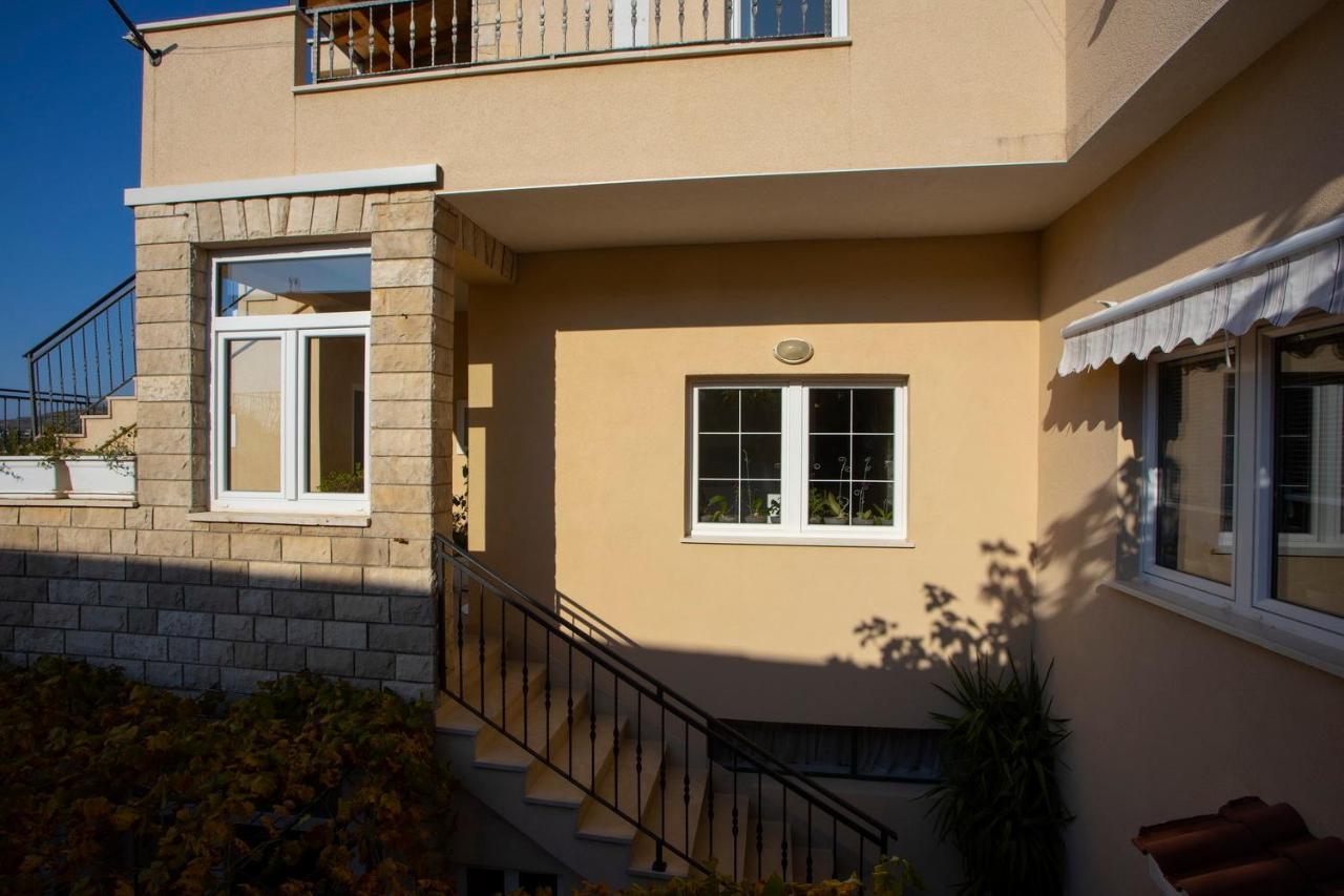 Villa Milenka - Apartmani Gorana Tučepi Zewnętrze zdjęcie