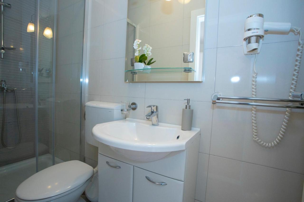 Villa Milenka - Apartmani Gorana Tučepi Zewnętrze zdjęcie