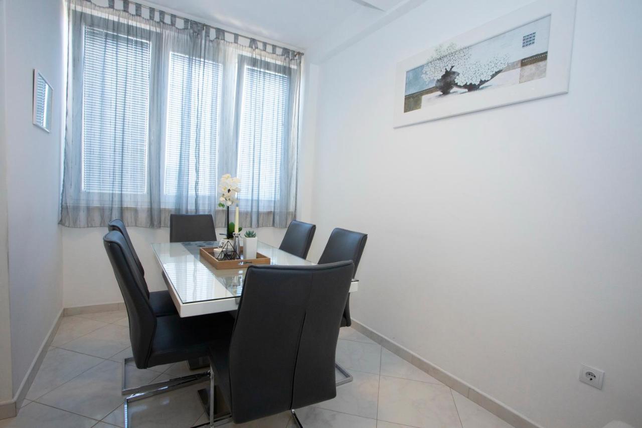 Villa Milenka - Apartmani Gorana Tučepi Zewnętrze zdjęcie