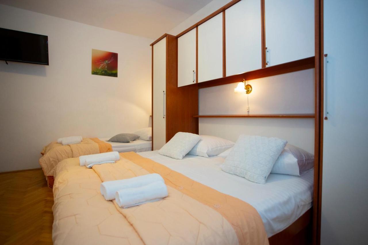 Villa Milenka - Apartmani Gorana Tučepi Zewnętrze zdjęcie